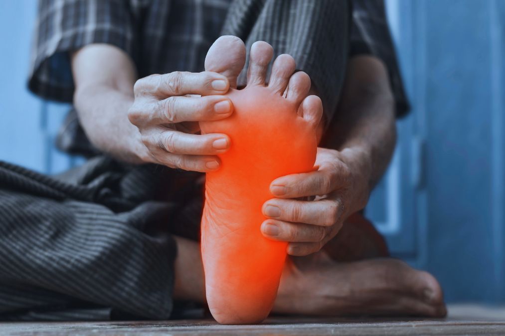 7 Best Mind-Body Treatments for Peripheral Neuropathy in 2026