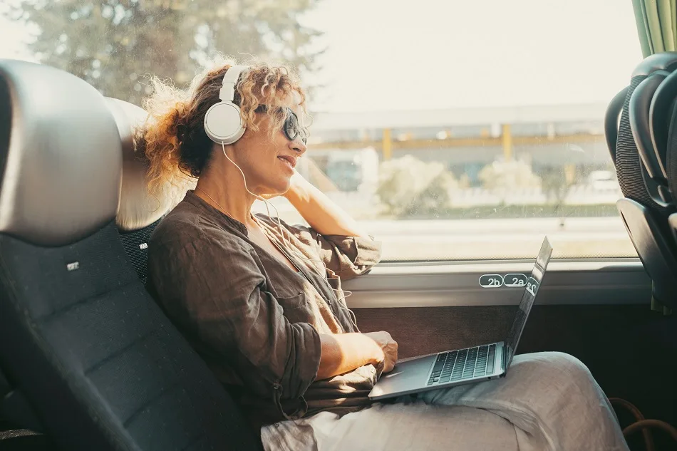 charter bus amenities