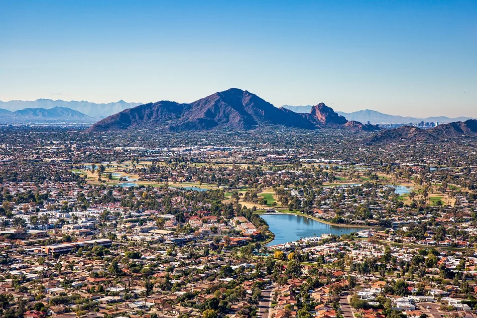 warm places to visit in january