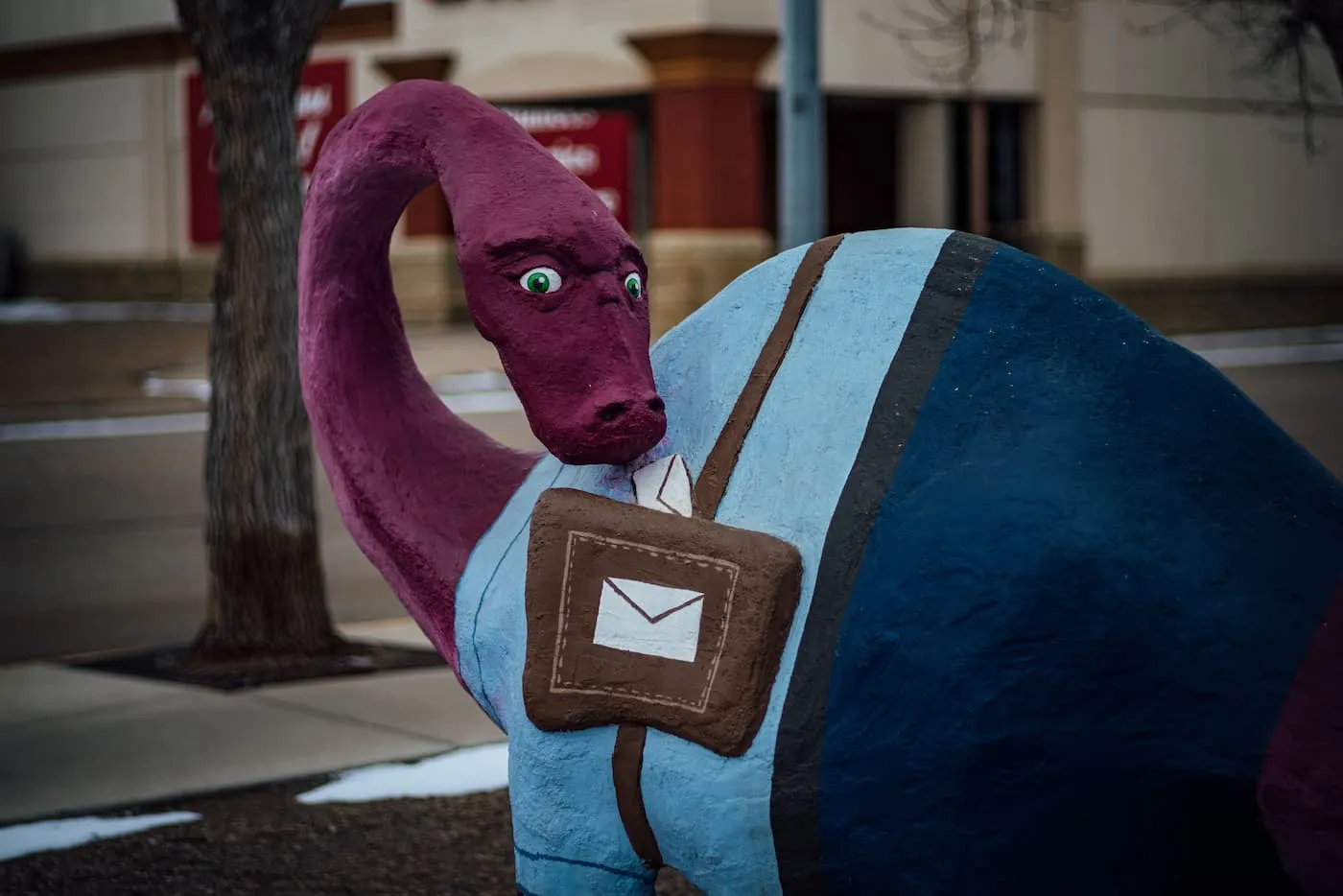 A image of a dinosaur Paul