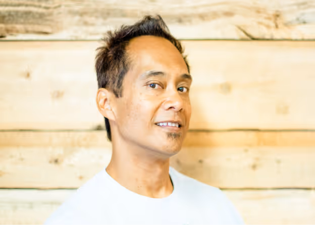 Photo of a man smiling sideways at Tower Hill First Presbyterian Church