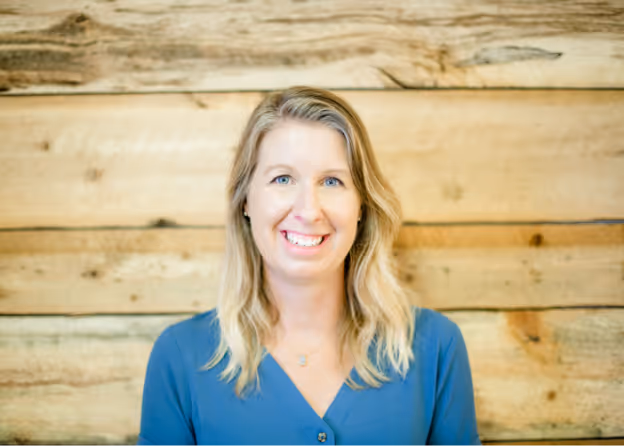 Photo of a lady wearing a dark blue shirt at Tower Hill First Presbyterian Church