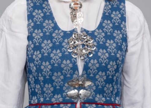 Husflidsdagen med tema bunad og foredrag med Jon Fredrik Skauge