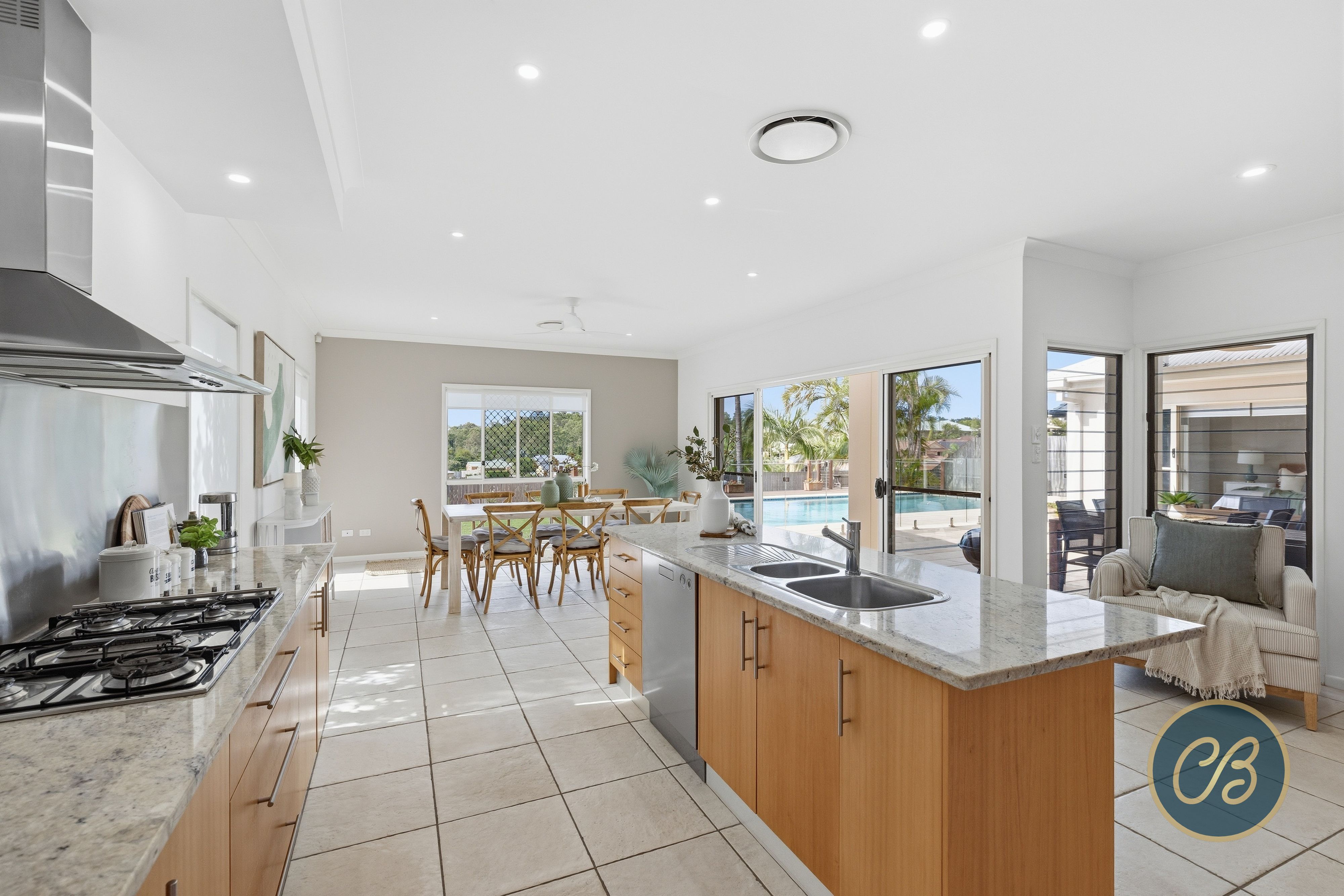 15 Meranti Crescent, Albany Creek, Albany Creek - Thumbnail 2