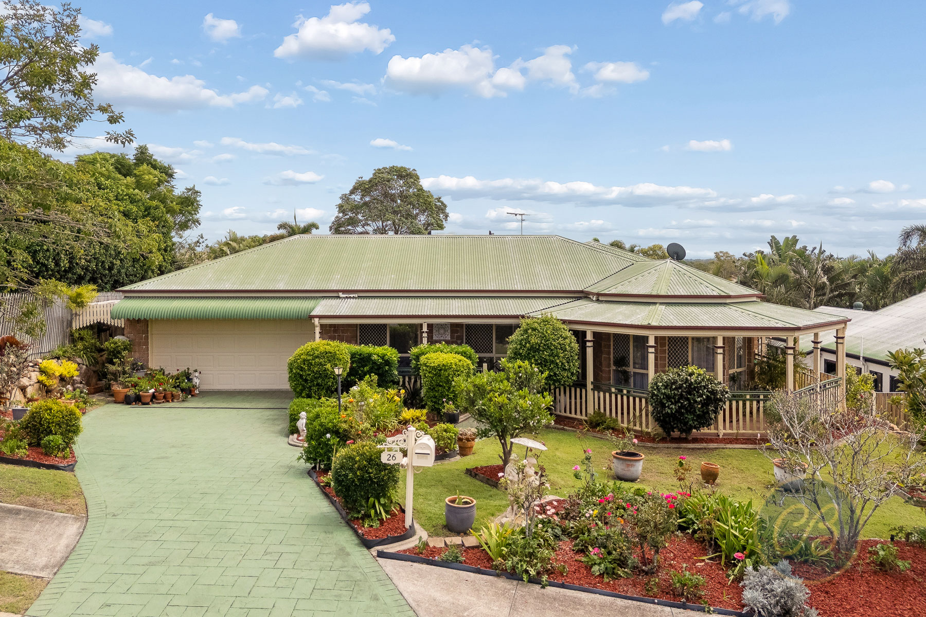 26 Paramount Drive, Warner