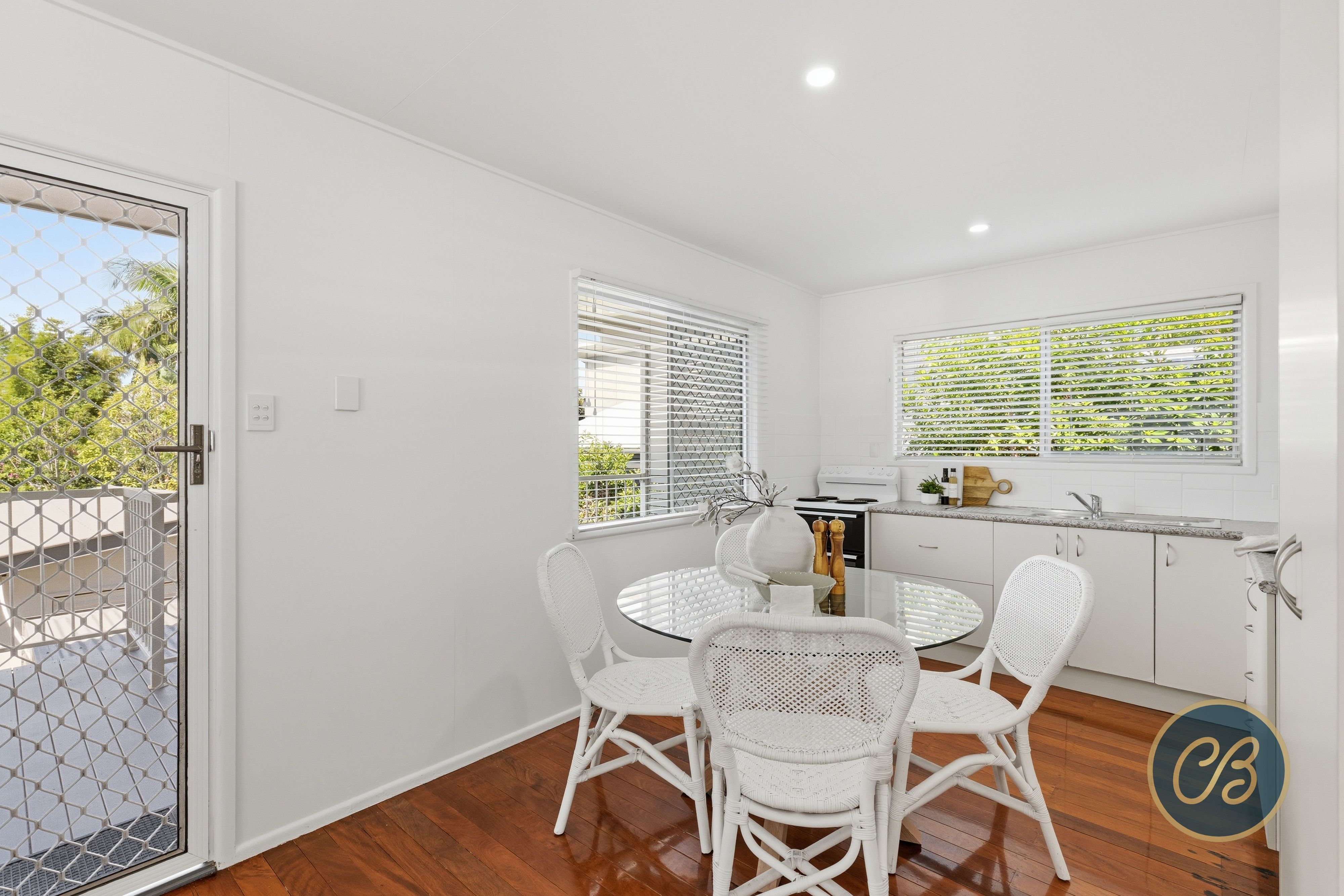 32 Lower Brighton Terrace, Sandgate, Sandgate - Thumbnail 4