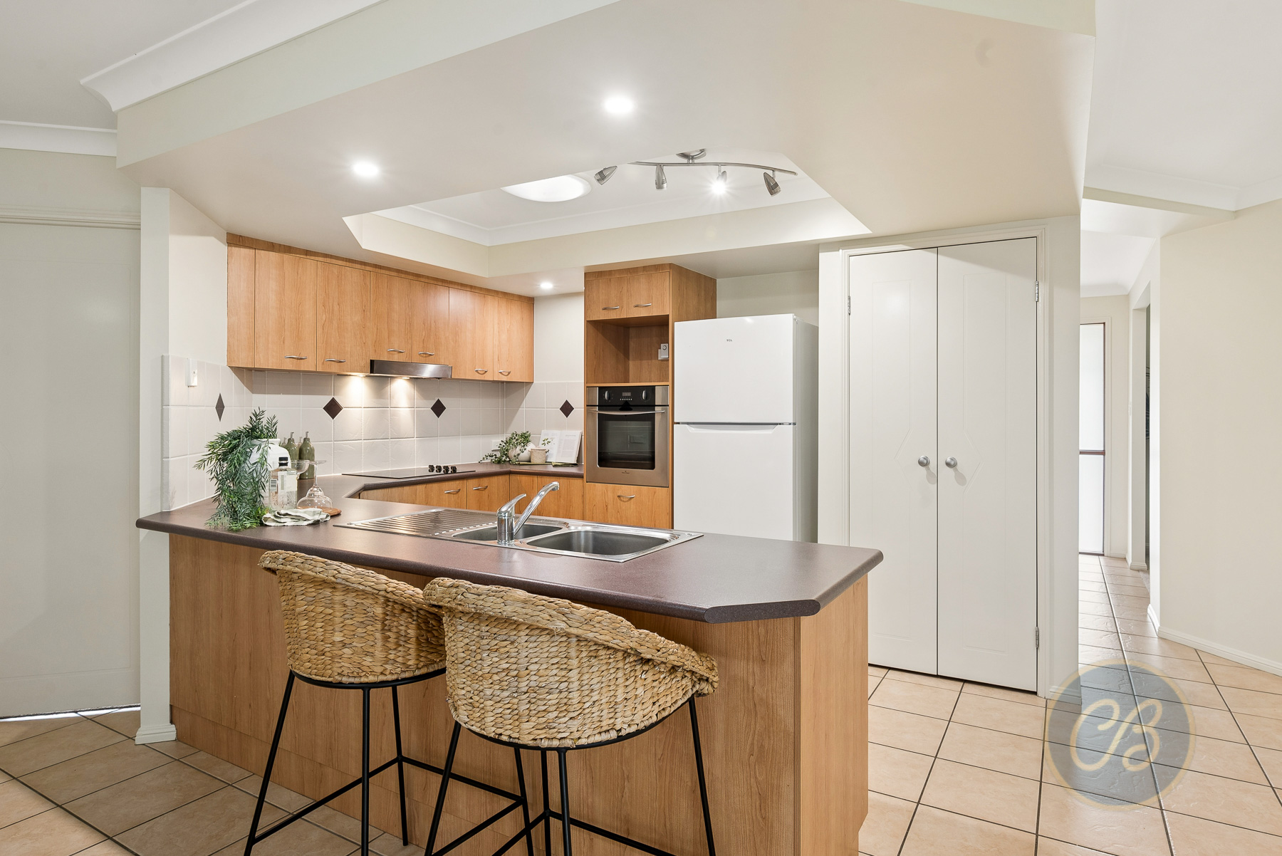 18 Brigadoon Crescent, Eatons Hill, Eatons Hill - Image 1