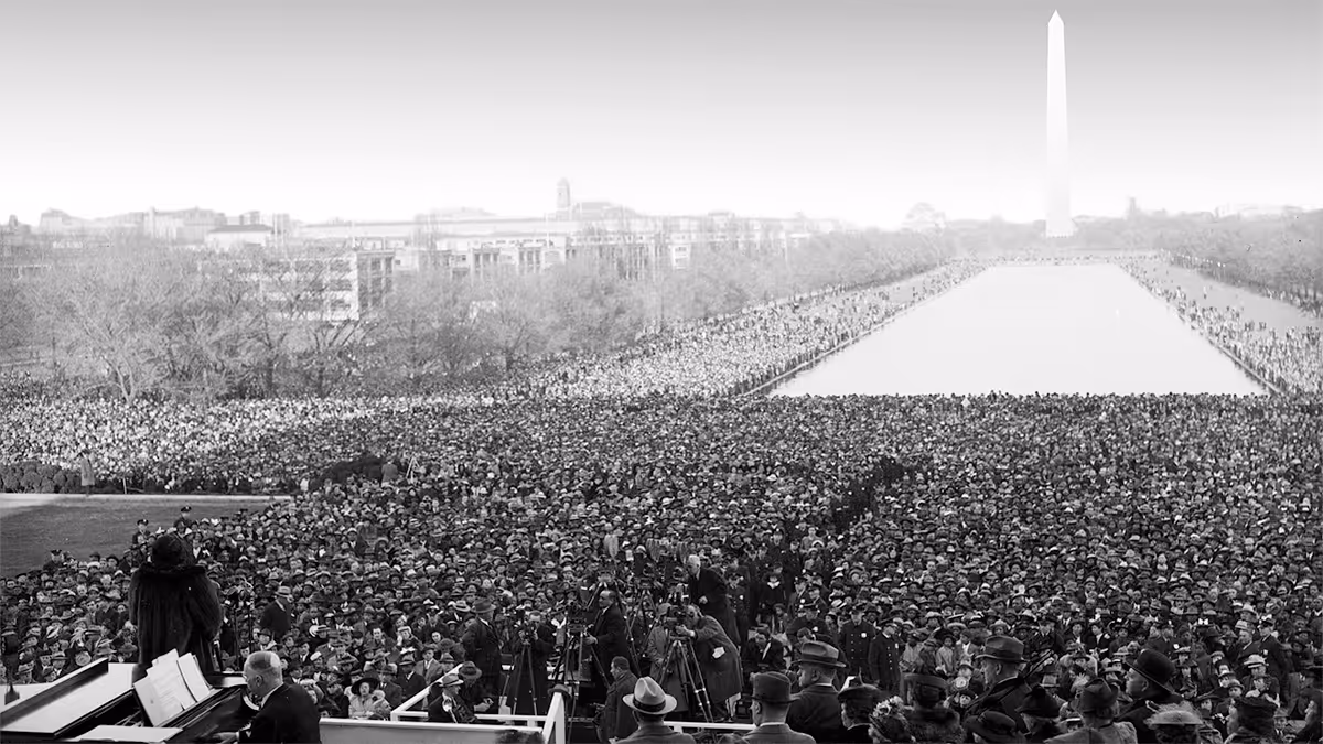 Marian Anderson performing at the Lincoln Memorial during "The Sound of Freedom" concert on April 9, 1939.