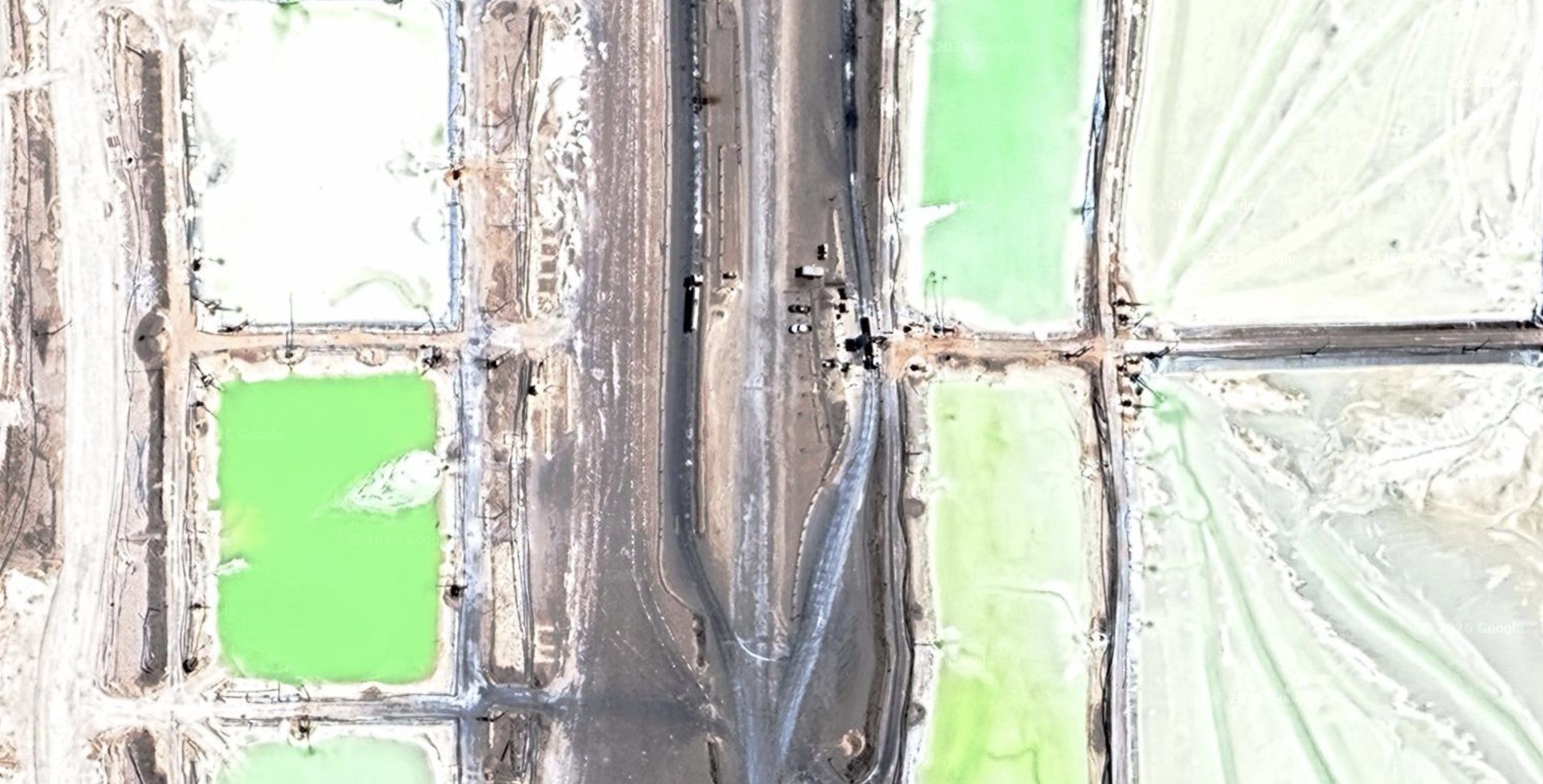Infrastructural zoom of lithium evaporation ponds in the Salar de Atacama.