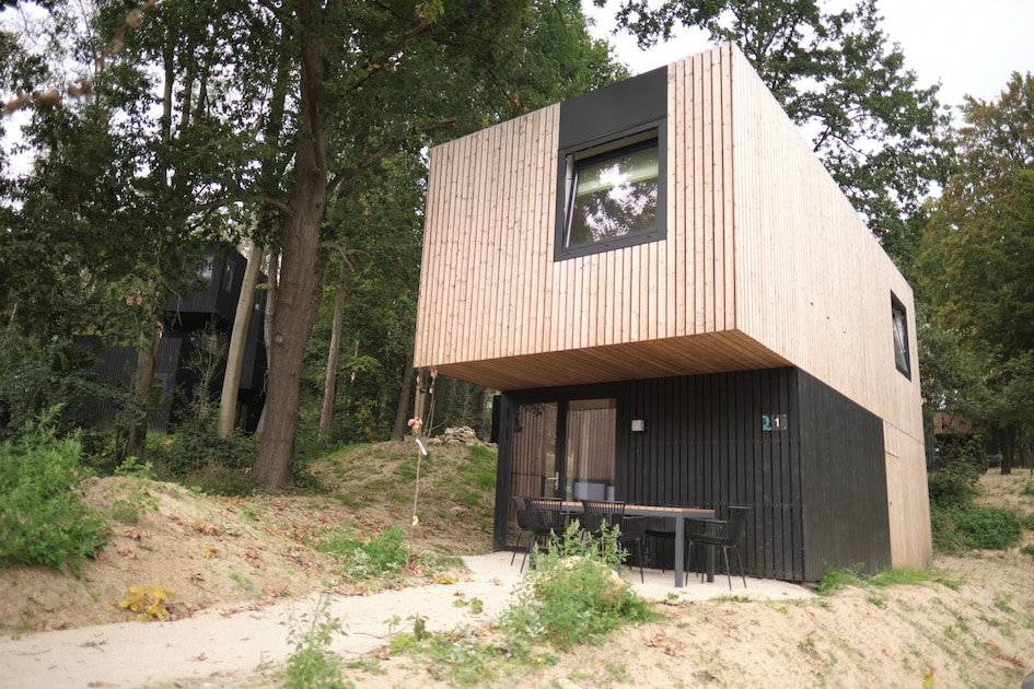 Woodland Lodge    (Hill 6)