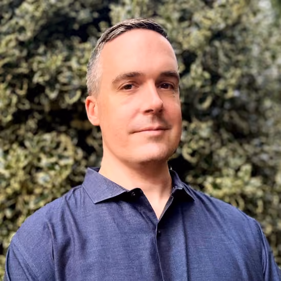 Andrew Crichton headshot