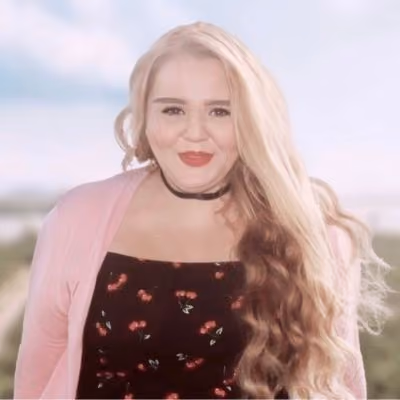 Abby Manzanilla headshot