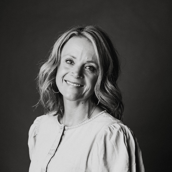 Amanda Stewart