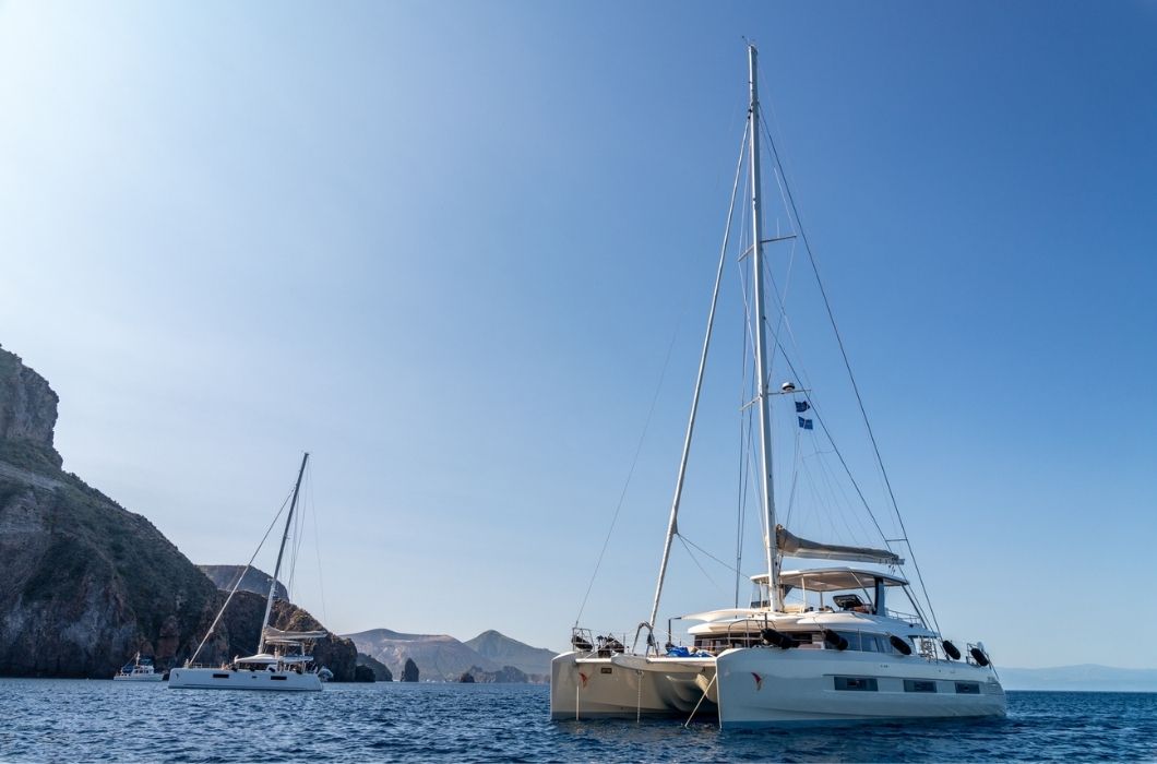 Catamarano della flotta SAILUXE