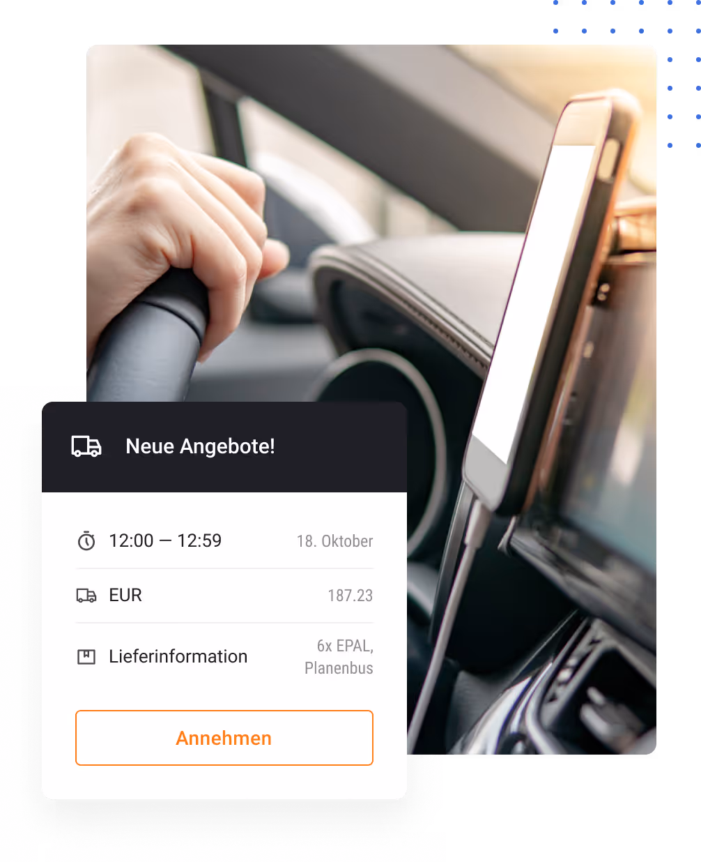 Der Innenraum eines Fahrzeugs. Eine Hand am Lenkrad. Ein Smartphone in einer Halterung mit der Cito App geöffnet, die neue Transportaufträge zeigt.