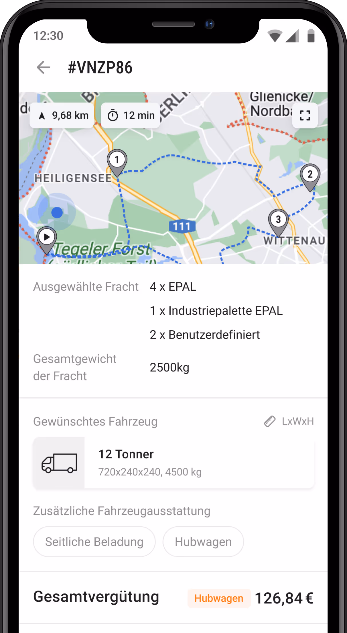 Ein iPhone mit der Cito Fahrer App geöffnet. Ein neuer Transportauftrag wird bereit zur Annahme angezeigt.