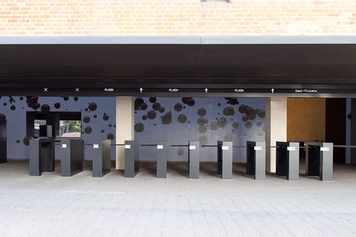 Um grande número de visitantes equivale a grandes desafios