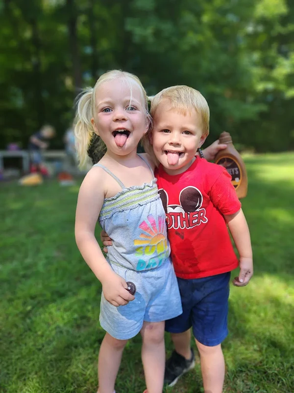 Displayed image from the thumbnail slider