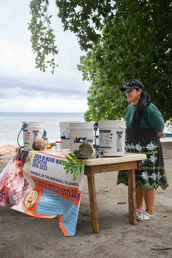 Displayed image from the thumbnail slider