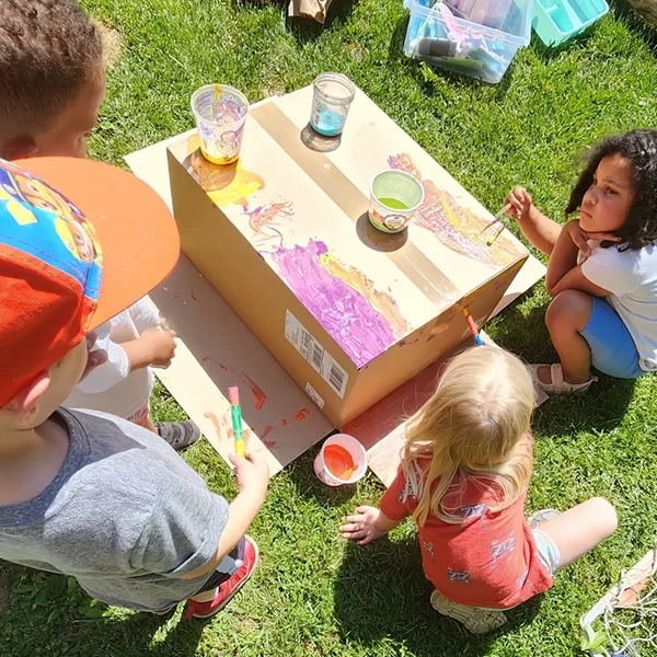 Displayed image from the thumbnail slider