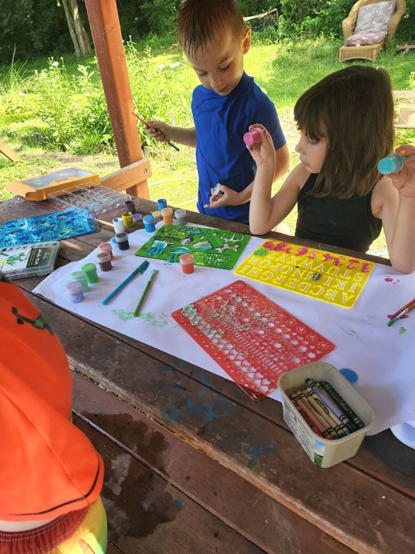 Displayed image from the thumbnail slider