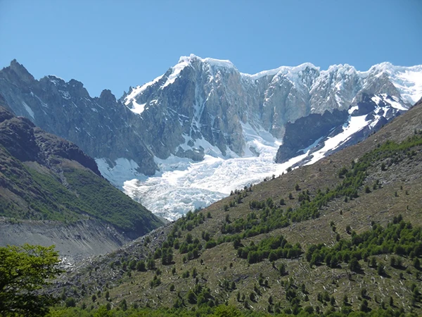 Displayed image from the thumbnail slider