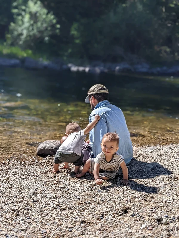 Displayed image from the thumbnail slider