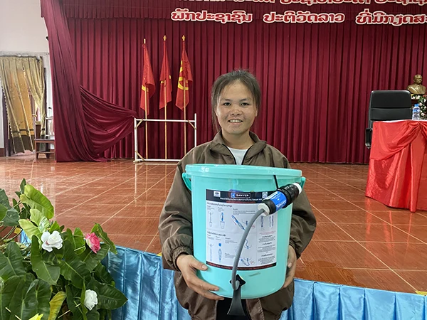 Displayed image from the thumbnail slider