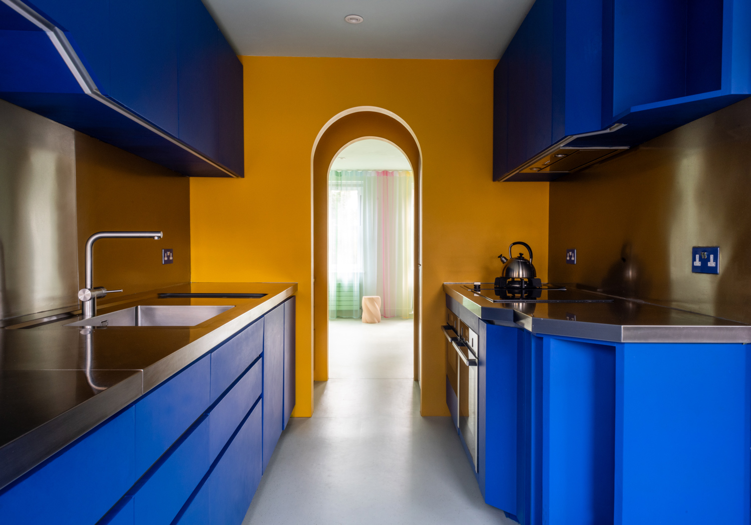 Wolfe Crescent Kitchen in Blue & Yellow