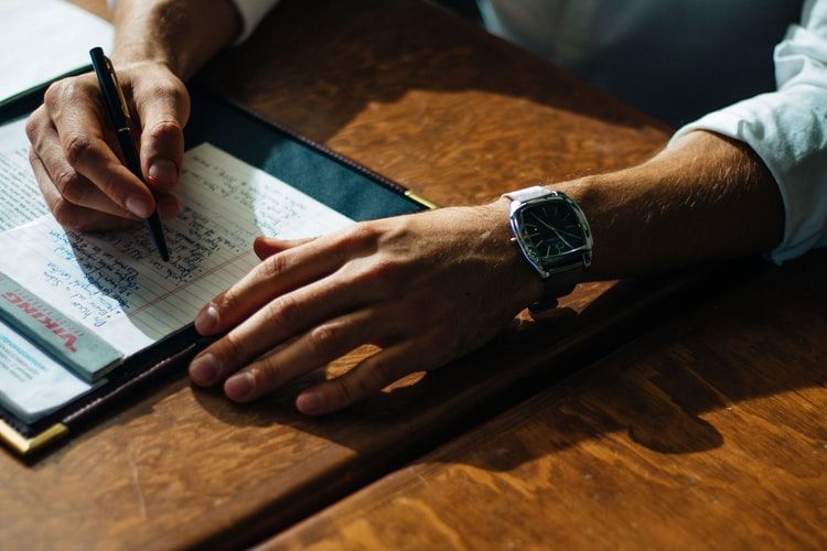 How to Hire a Content Writer in 2021 [Checklist]