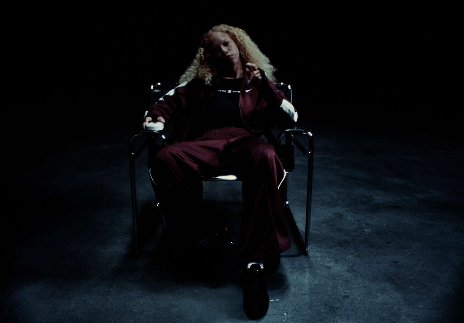 NIKE SHOX - NOT HERE TO BE LIKED