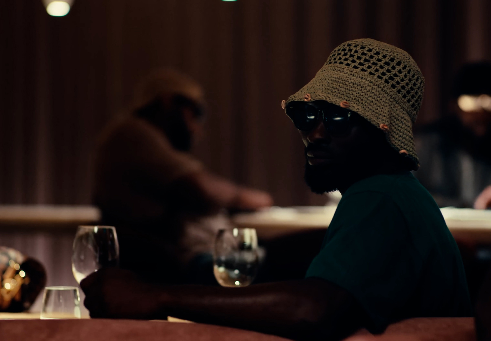 TINIE TEMPAH FT. SKEPSIS - EAT IT UP