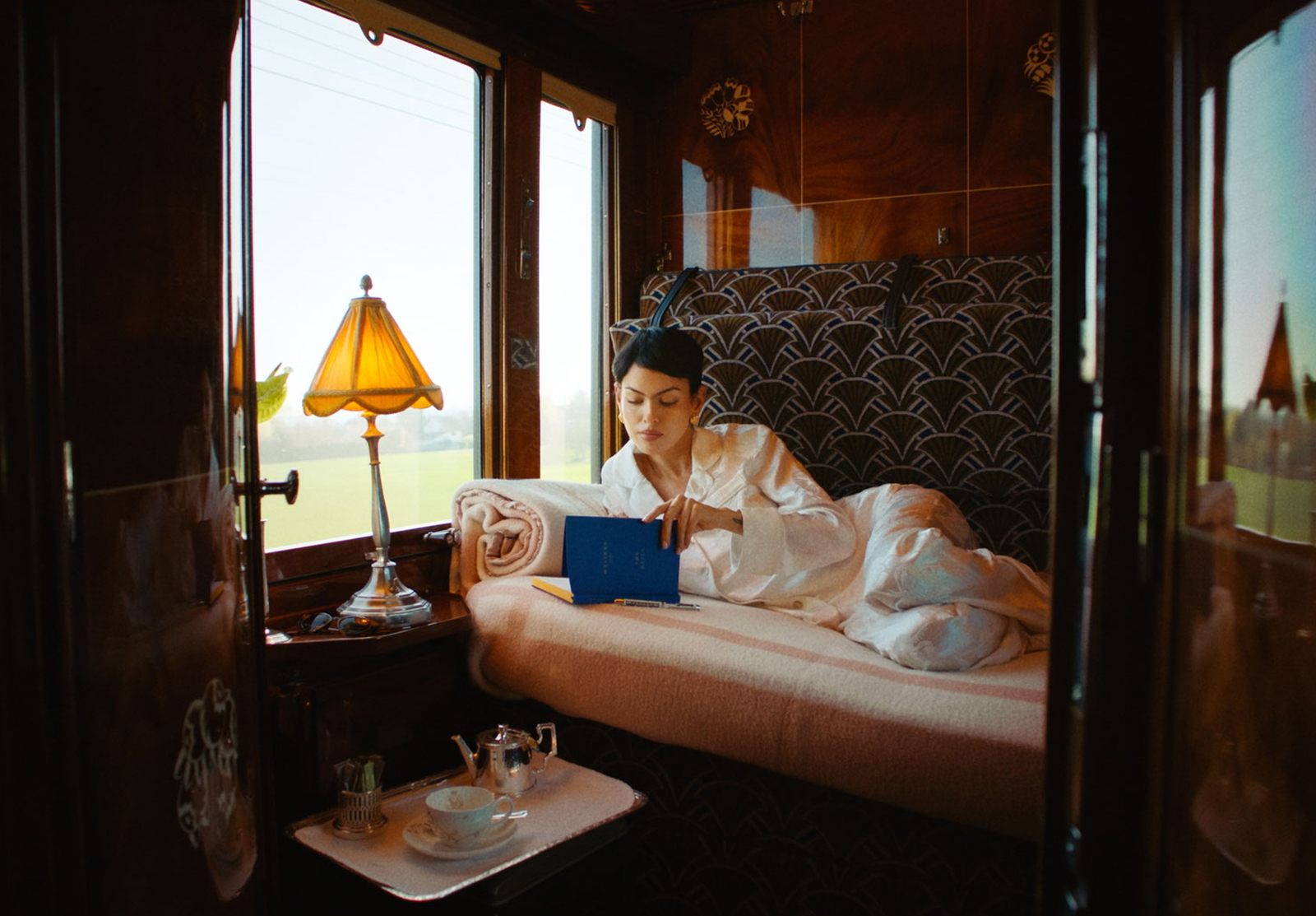 BELMOND - WRITERS ON THE RAILS