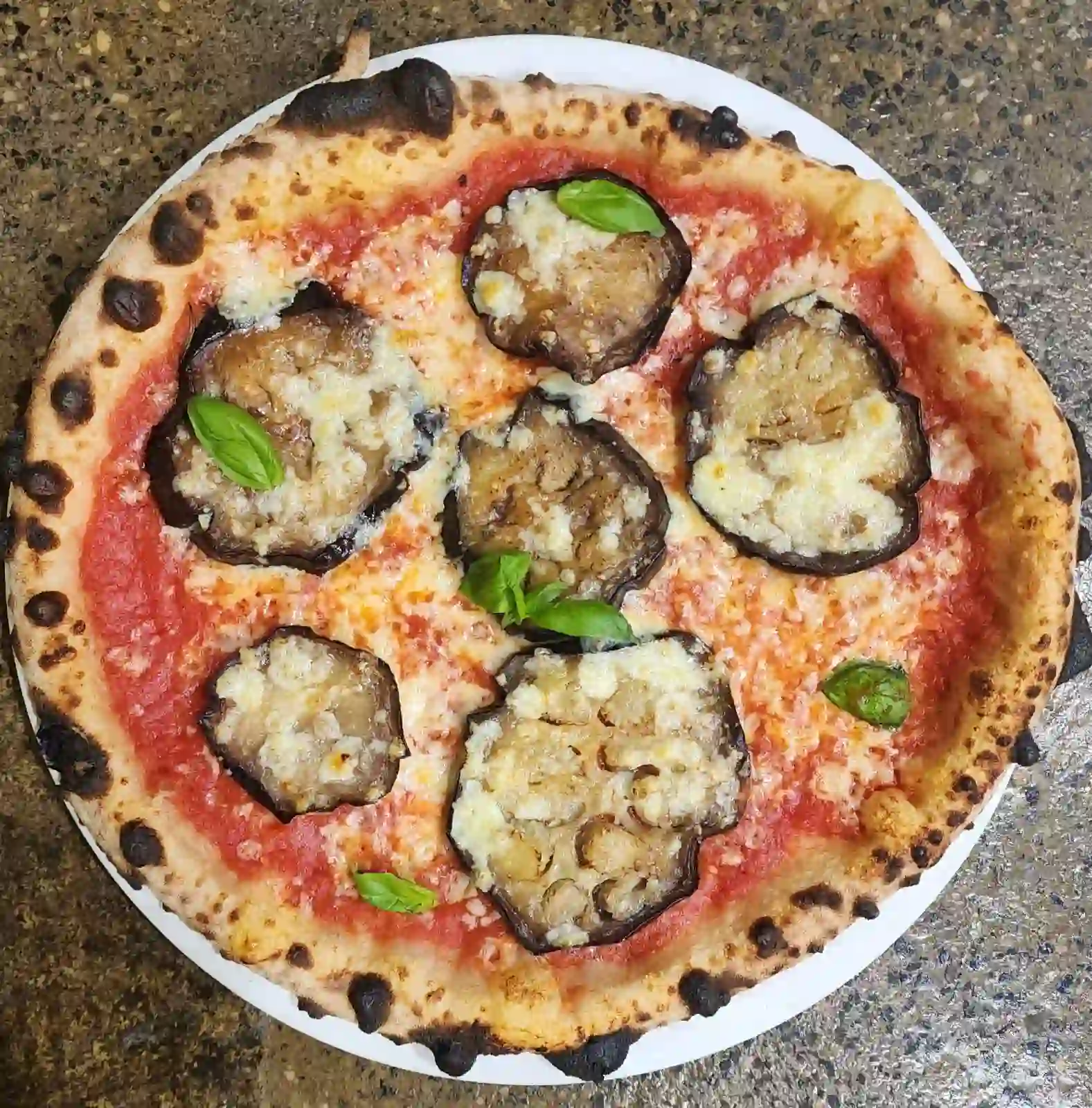 eggplant parmigiana pizza