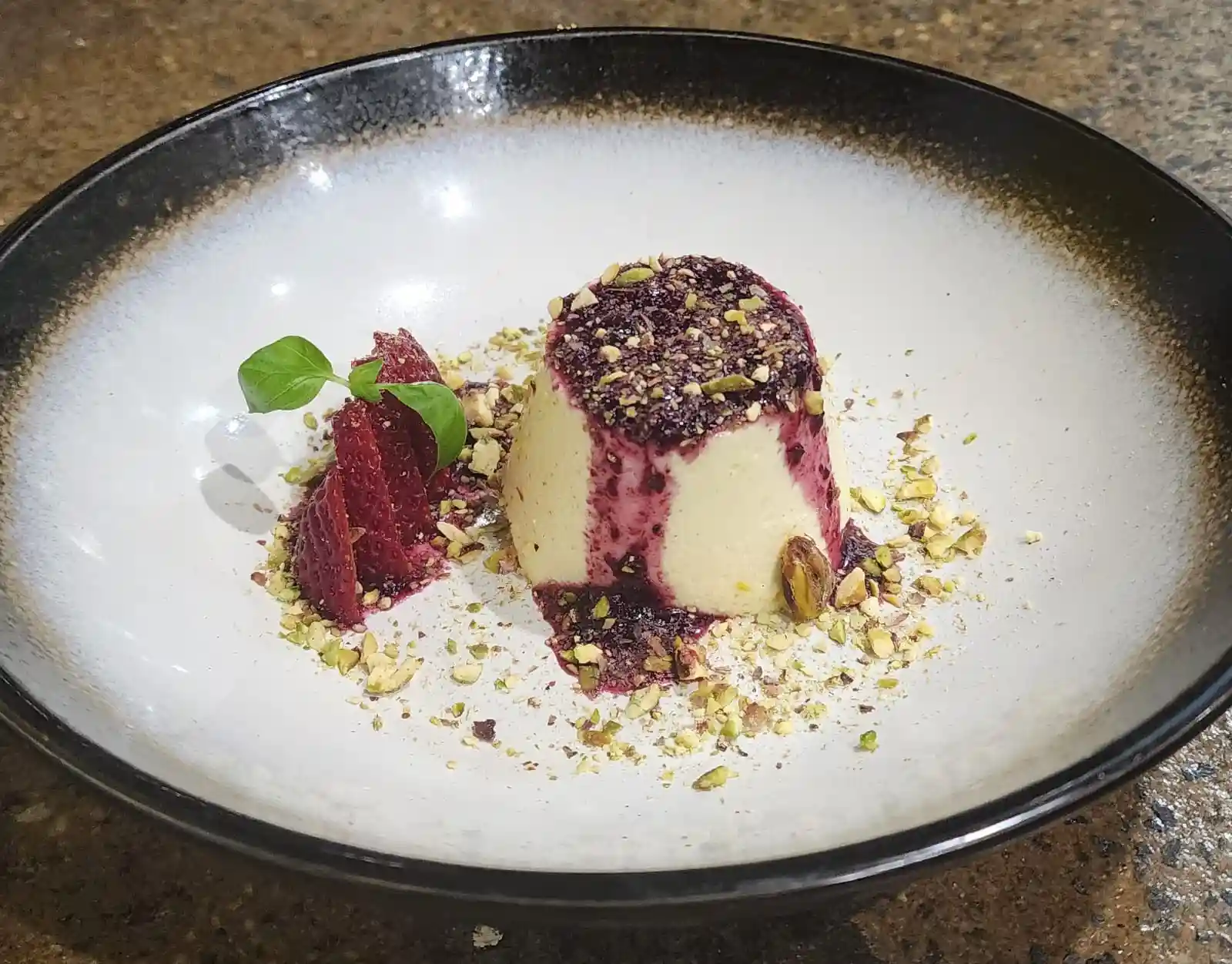 panncotta blueberry and pistacchio
