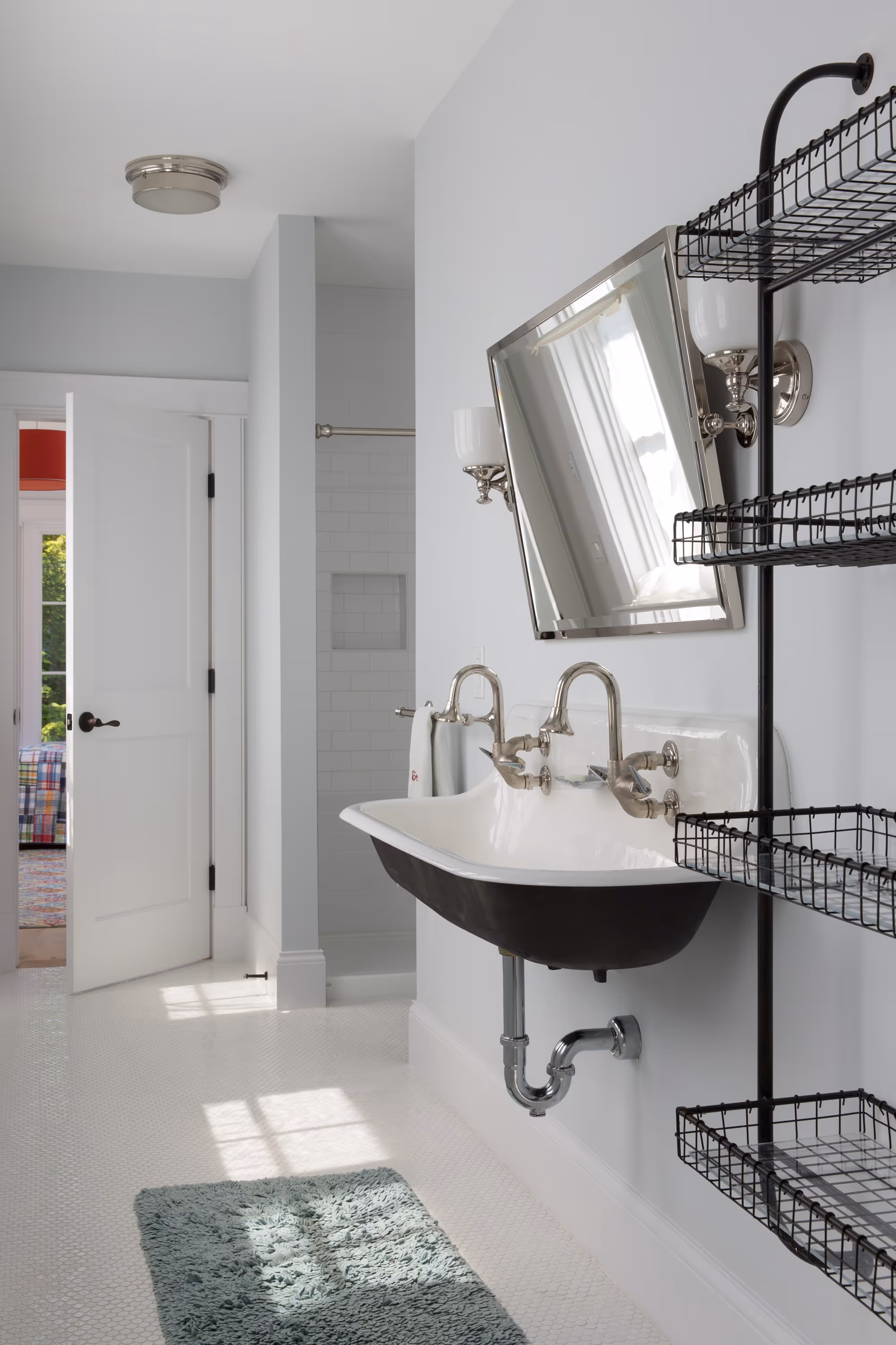 Bayou Blend interior bathroom