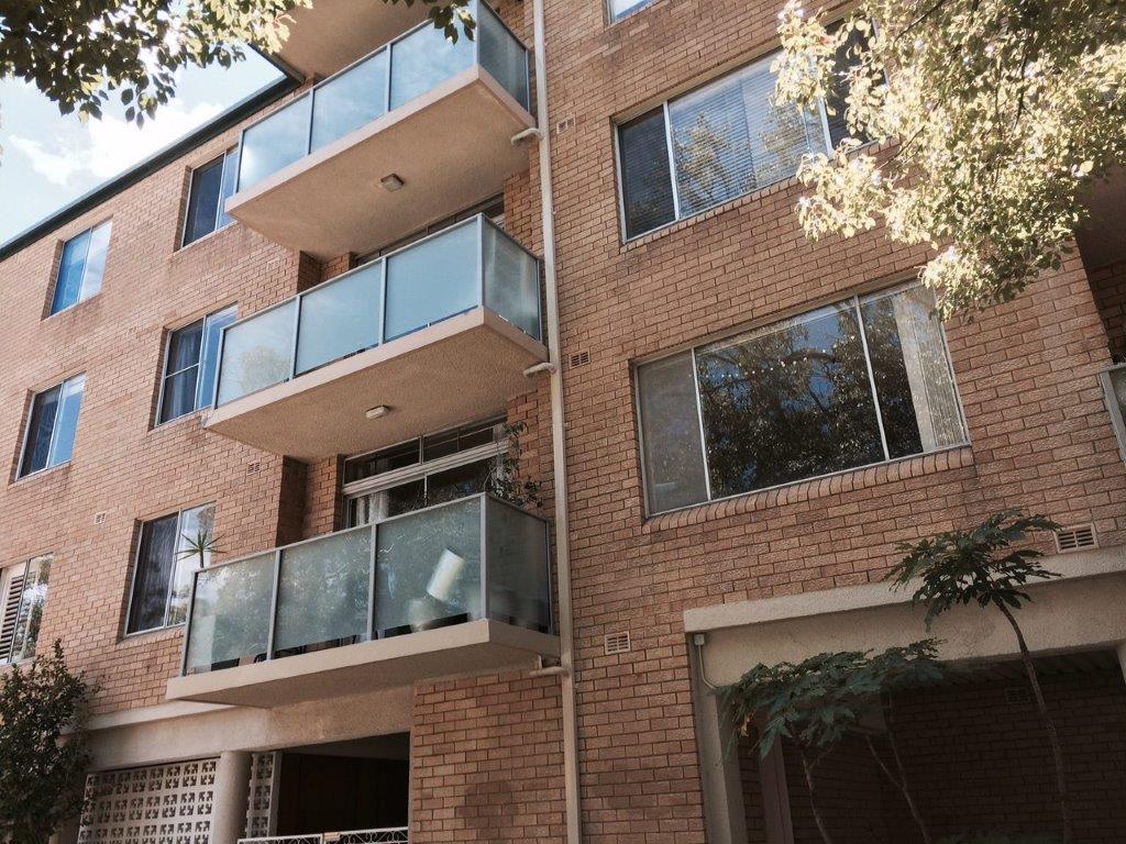 3 level unit block showcasing all new new framed acid etched glass in Sydney. 