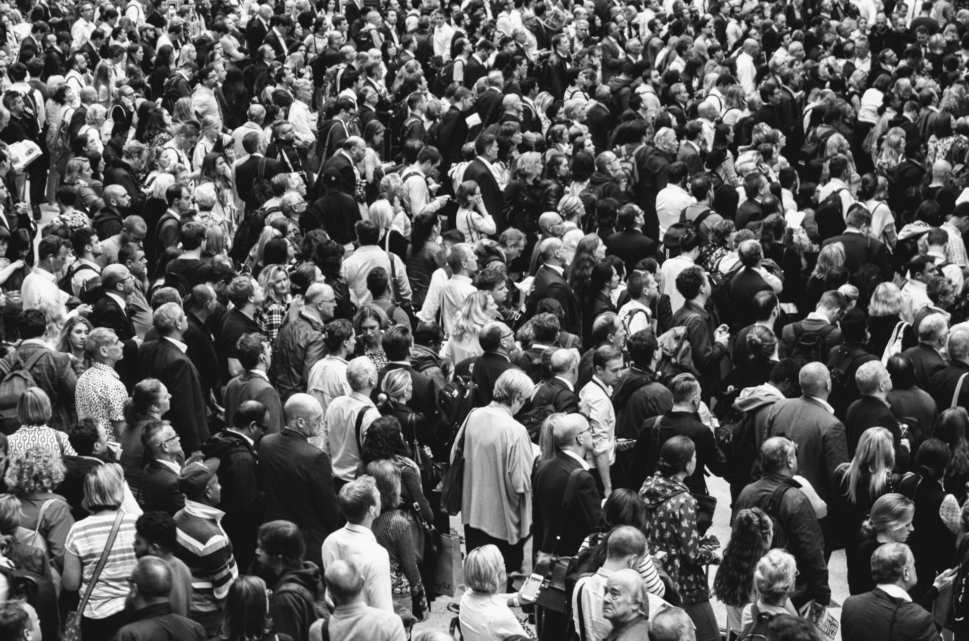 Foule, noir et blanc, sagesse