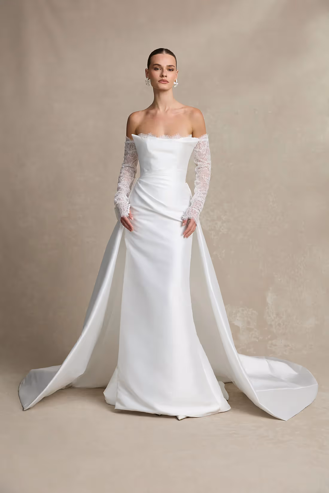 La Premiere Wedding Dresses 