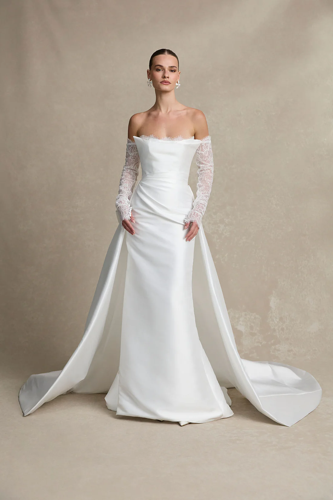 La Premiere Wedding Dresses 