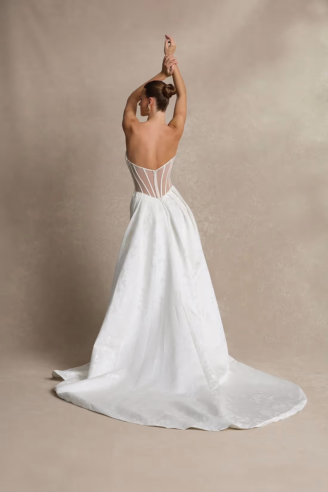 La Premiere Wedding Dresses 