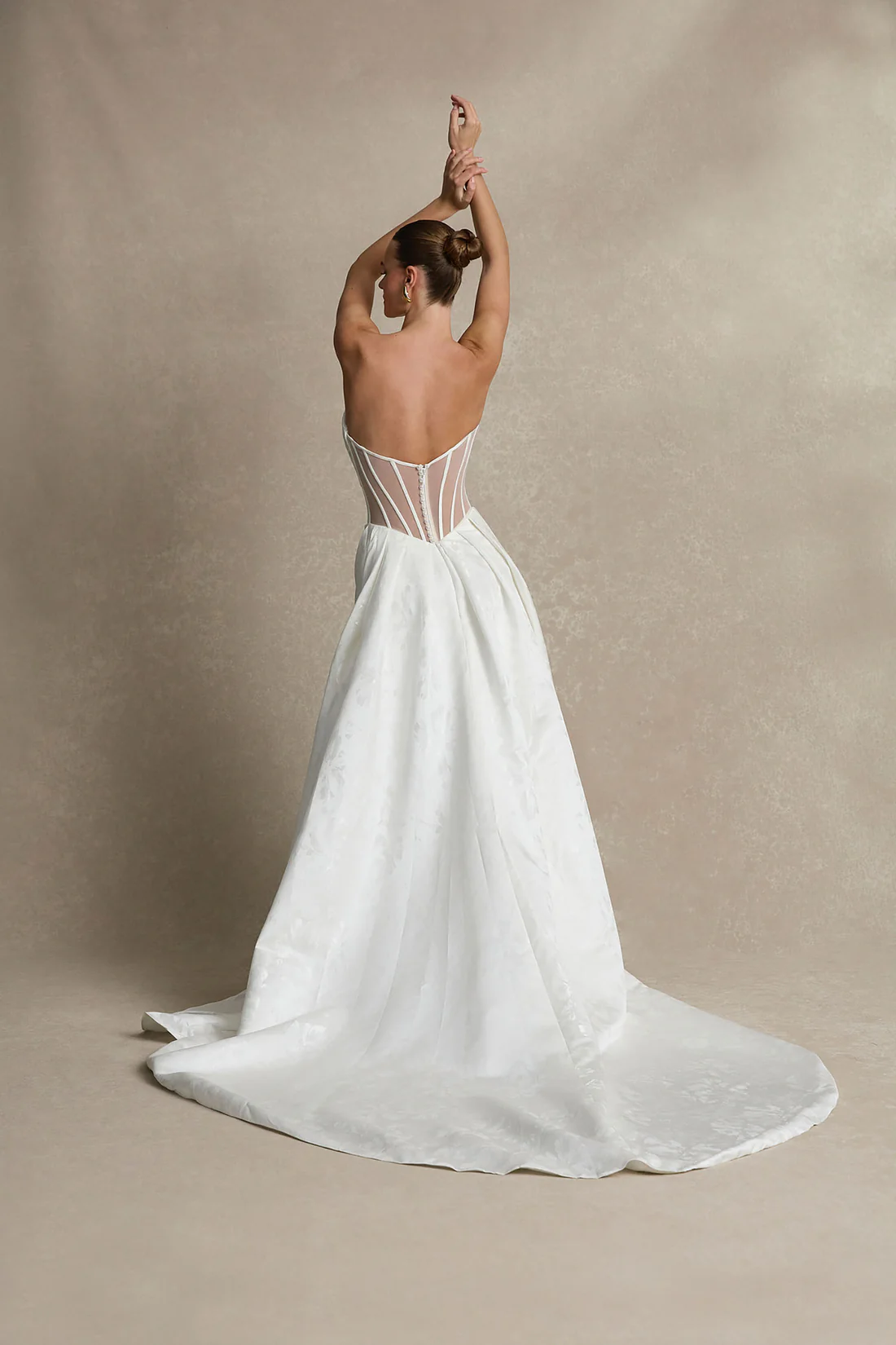 La Premiere Wedding Dresses 