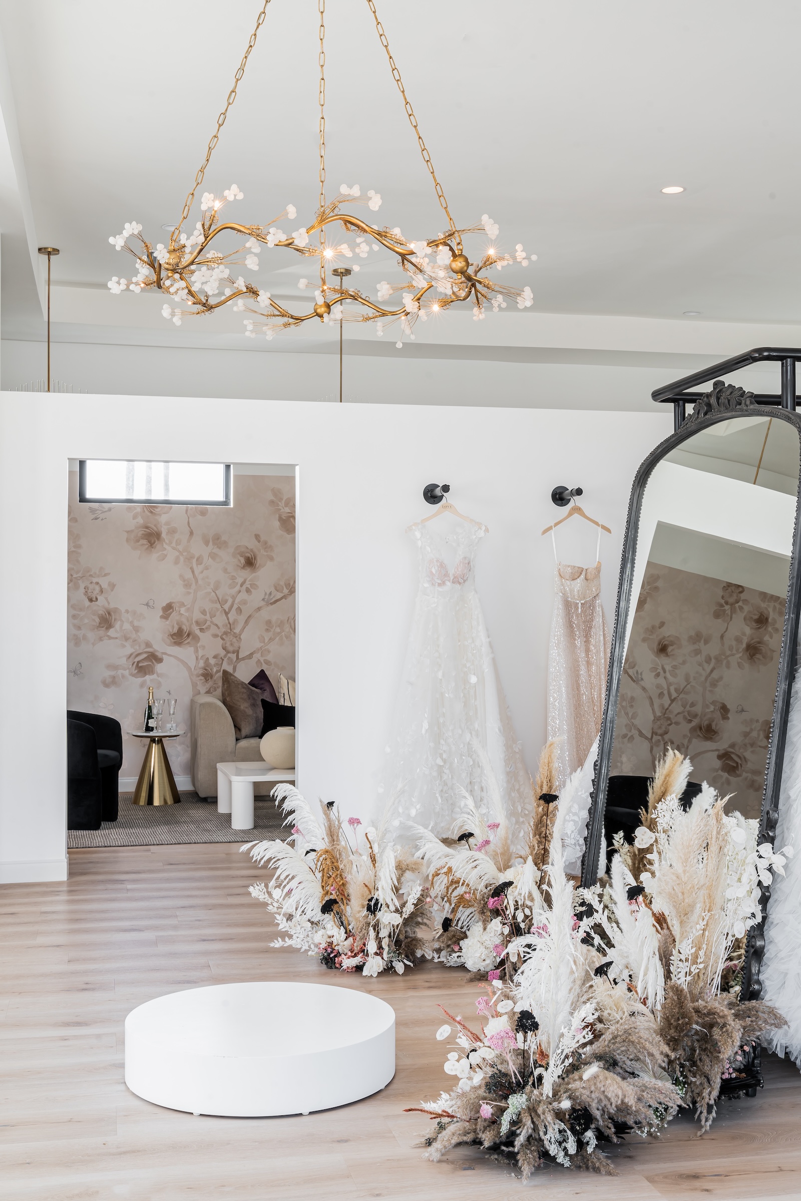 How to Shop for a Wedding Dress When You Don’t Know What You Want