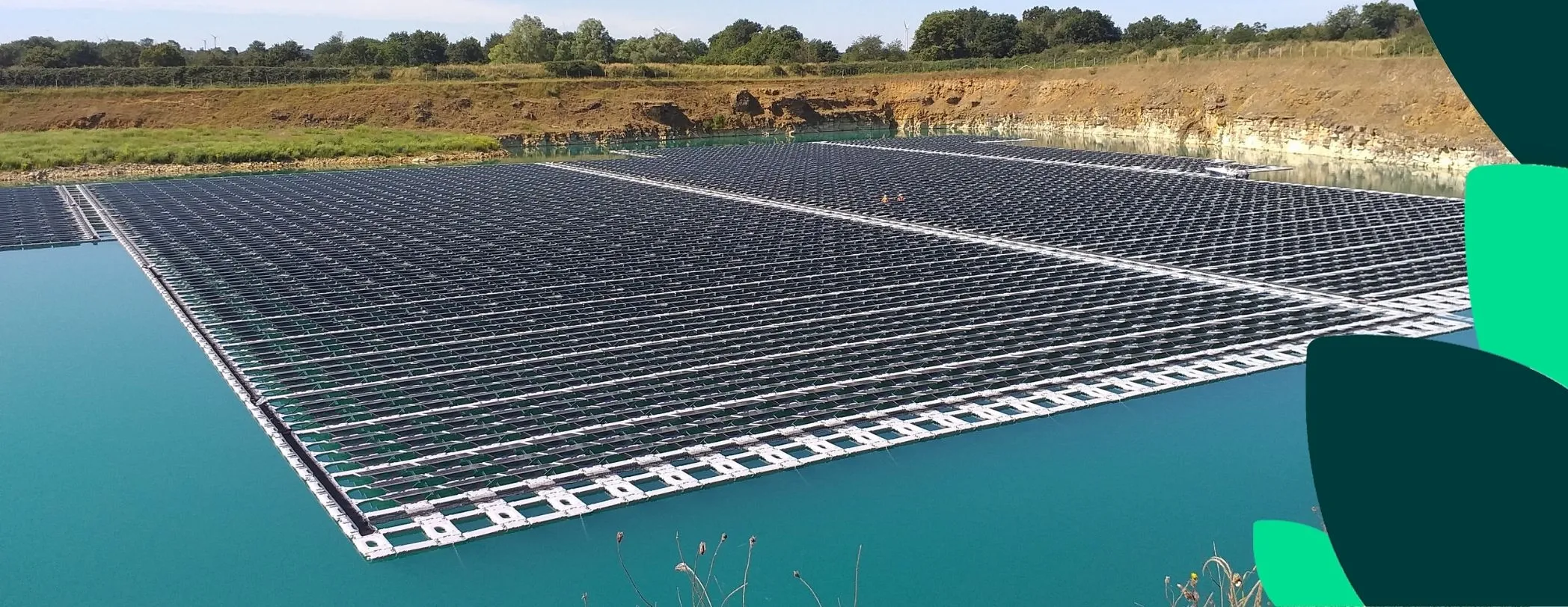 À la découverte du « flotovoltaïque » : bienvenue à Saint-Maurice-la-Clouère !