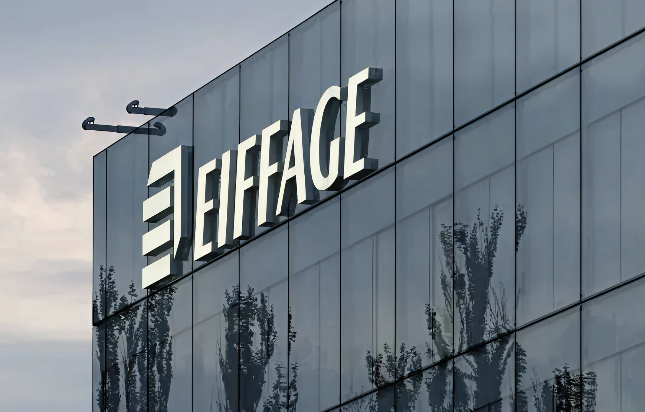 Comment structurer l'innovation IA à l'échelle d'un grand groupe ? Découvrez notre accompagnement pour Eiffage : de la recherche au blueprint stratégique.