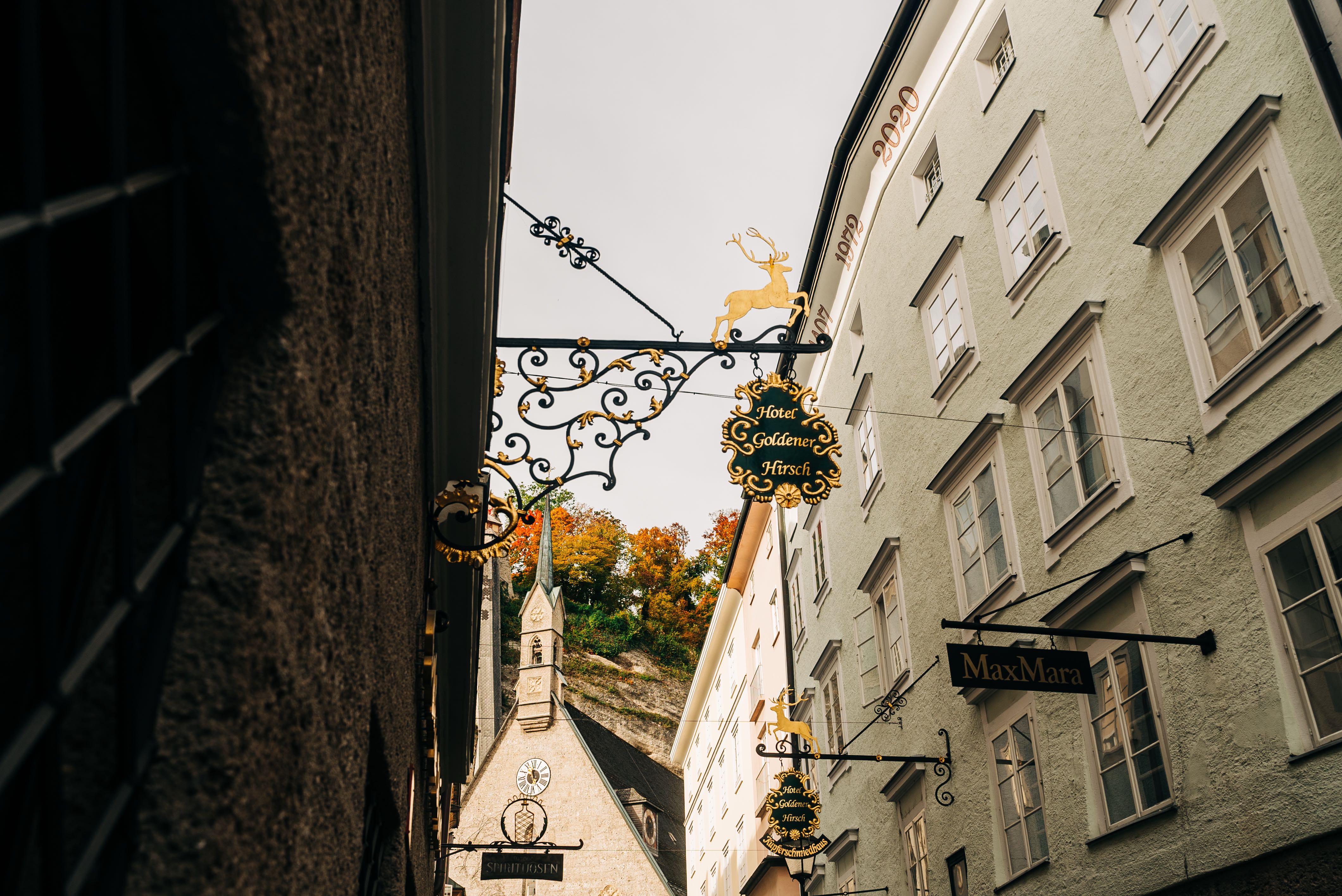 Hotel Goldener Hirsch sign