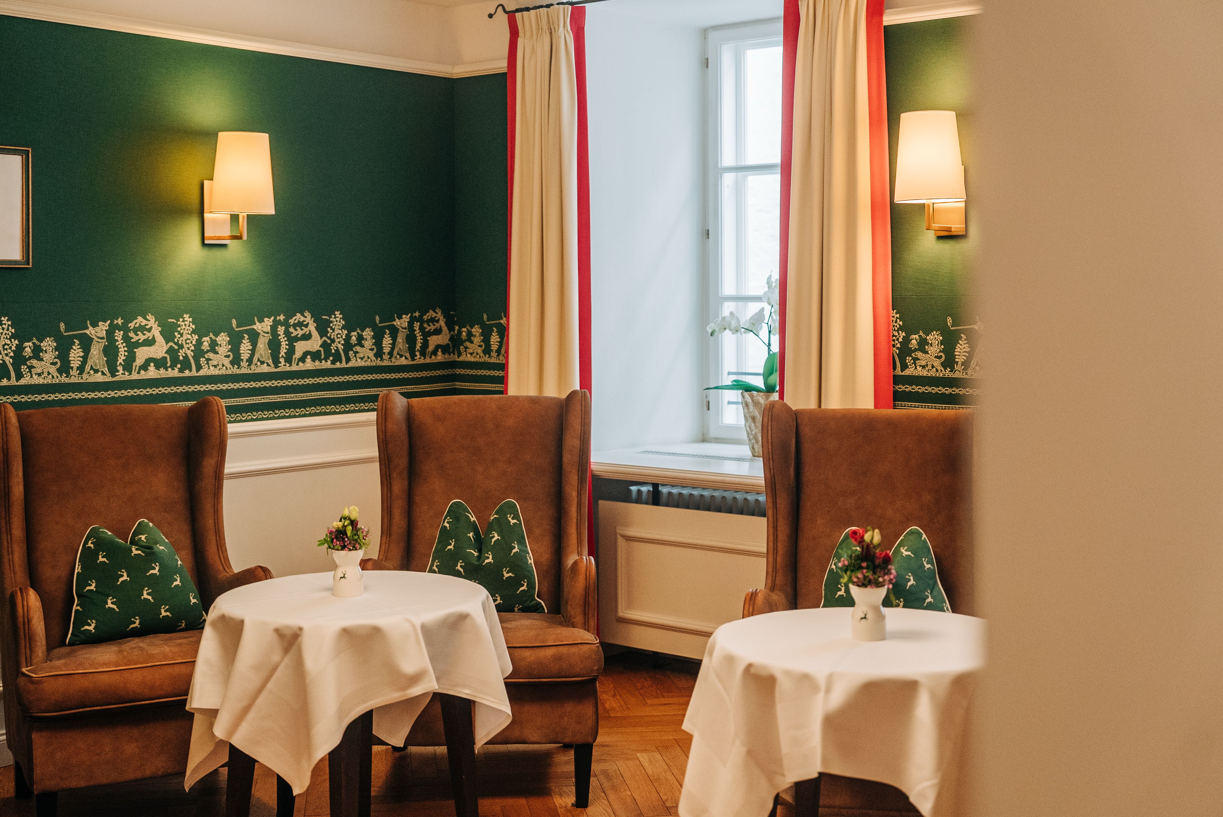 Library at the Hotel Goldener Hirsch, Salzburg, Austria