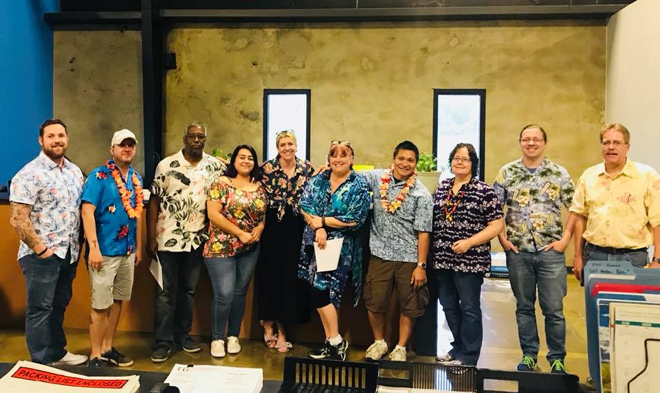 hawaiian shirt day