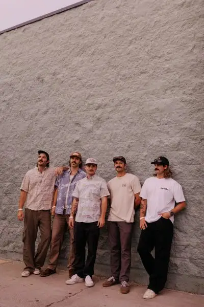 Twin Fin - The California Sober Winter Tour