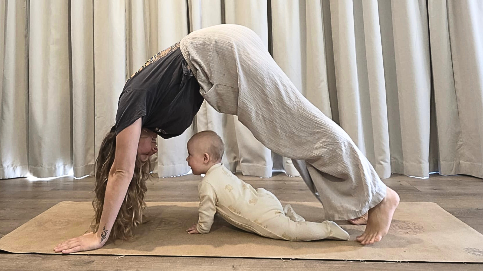 Mums & Bubs Yoga